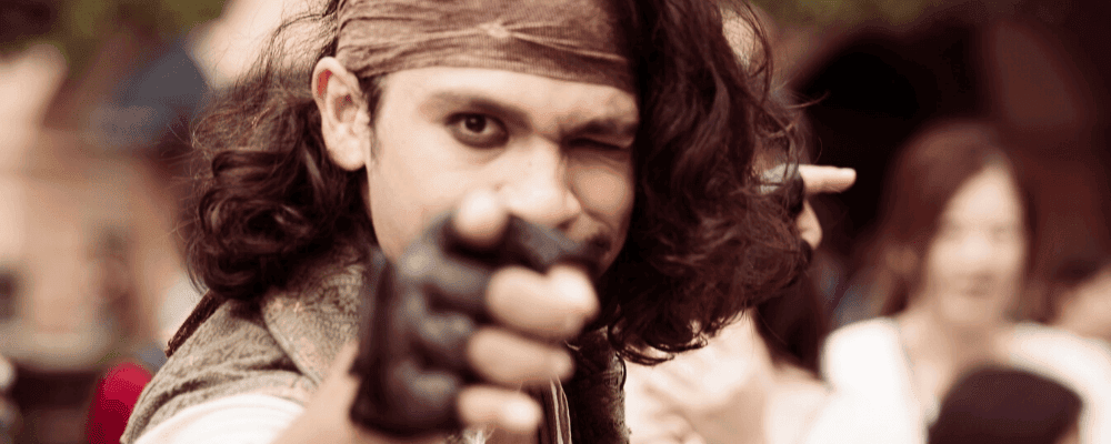 4 EL CONTRAMAESTRE pirata