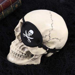 parche ojo pirata rackham